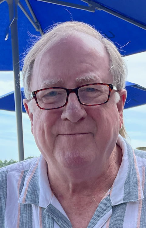 Paul deVere Photo Portrait